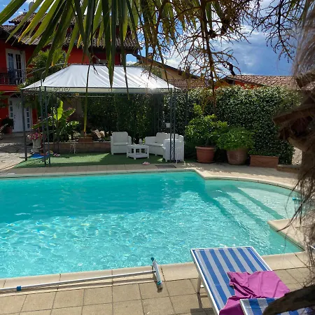 Oda ve Kahvaltı Botto 3*