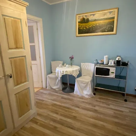 Botto Oda ve Kahvaltı 3*